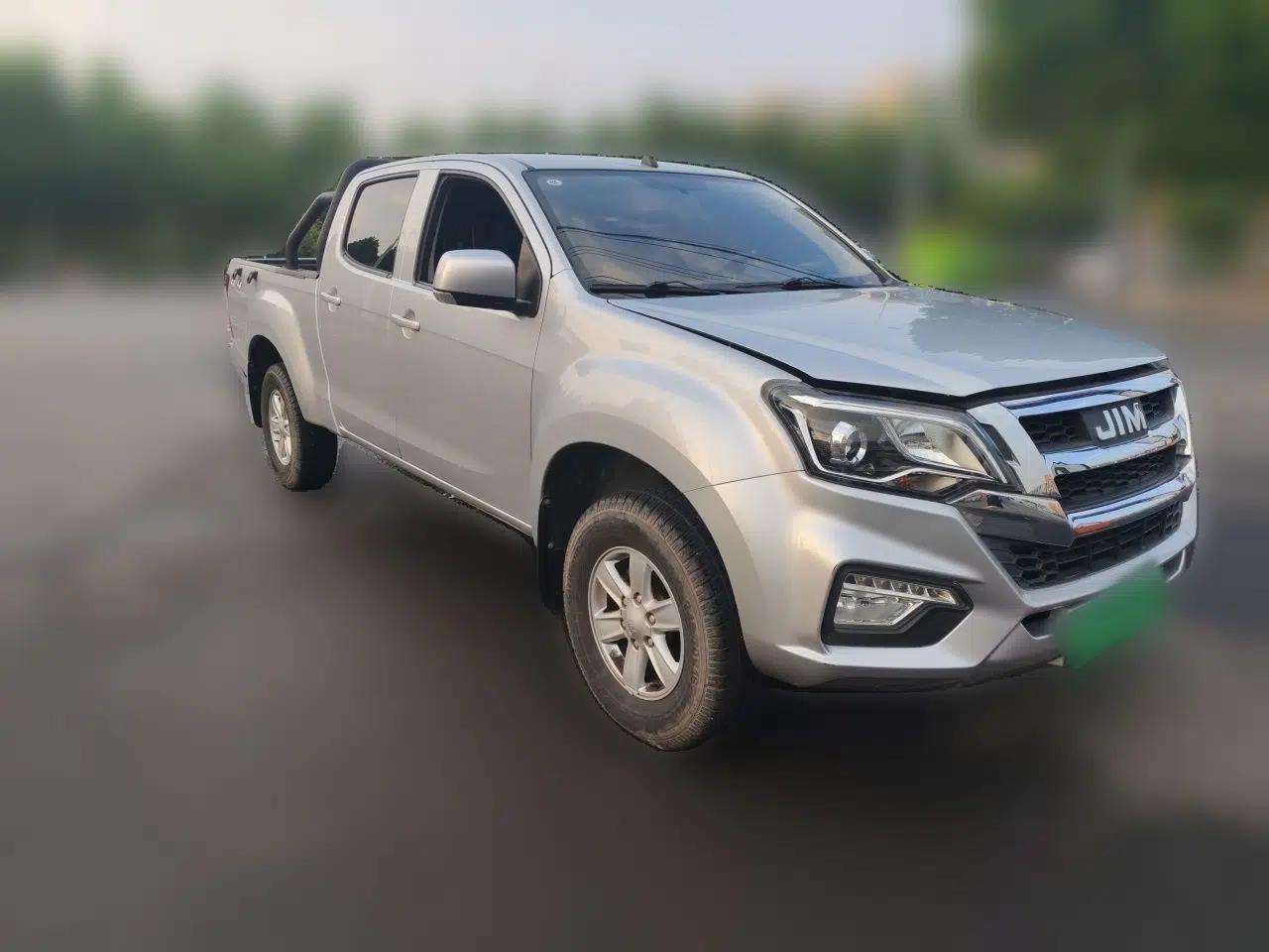 Isuzu JLM 2022 2.8T Classic Diesel 4x4 Comfort Edition Standard Wheelbase JE493ZLQ6E — миниатюра 3