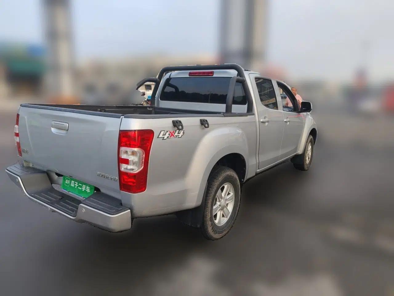Isuzu JLM 2022 2.8T Classic Diesel 4x4 Comfort Edition Standard Wheelbase JE493ZLQ6E — миниатюра 6