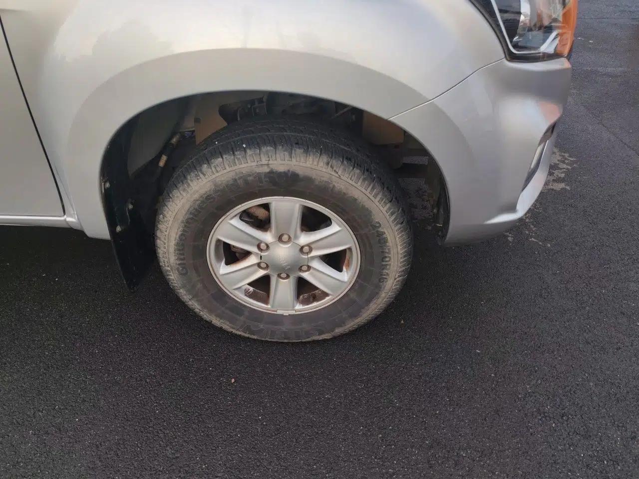 Isuzu JLM 2022 2.8T Classic Diesel 4x4 Comfort Edition Standard Wheelbase JE493ZLQ6E — миниатюра 8
