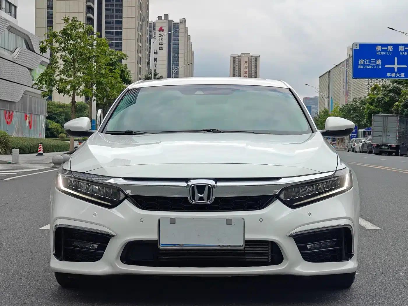 Inspire 2019 260TURBO Elite Edition (China VI Emission Standard) — миниатюра 2