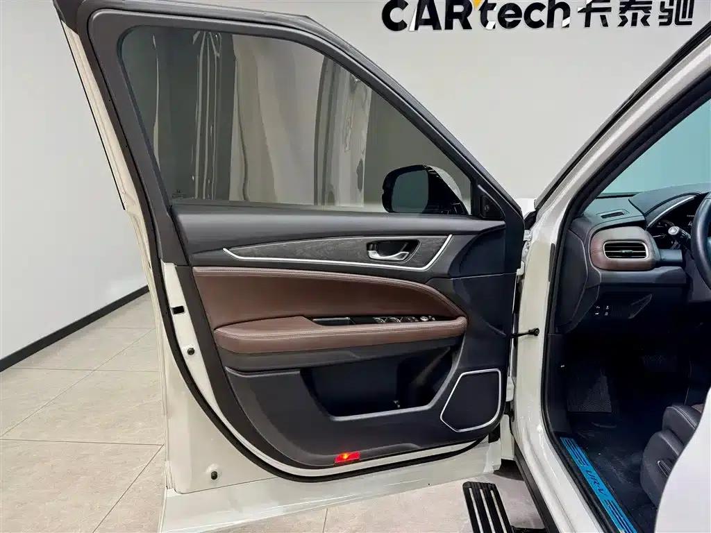 Honda UR-V 2023 370TURBO 2WD Premium Edition — миниатюра 17