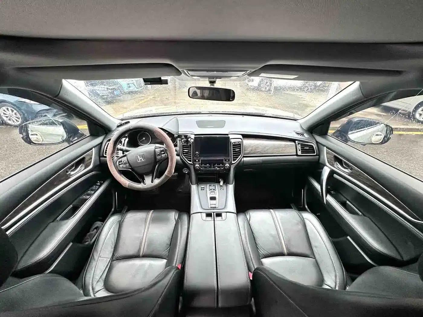 Honda UR-V 2020 370TURBO 2WD Premium Edition — миниатюра 5