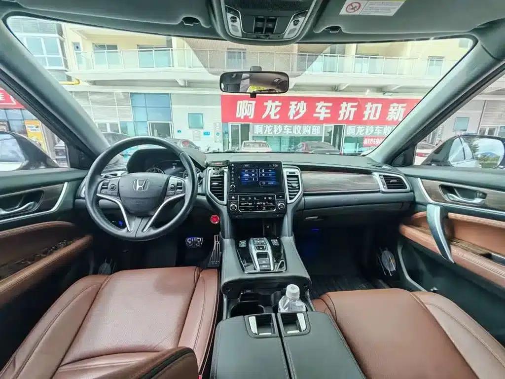 Honda UR-V 2017 370TURBO 2WD Premium Edition (National V Emission Standard) — миниатюра 5