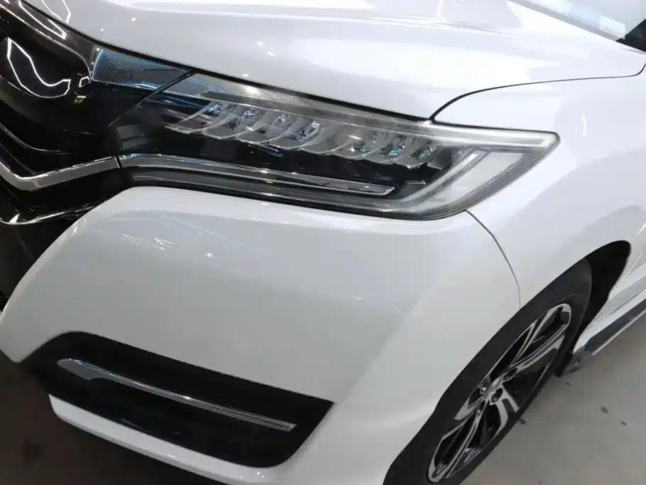 Honda UR-V 2017 370TURBO 4WD Premium Edition (National V Emission Standard) — миниатюра 32