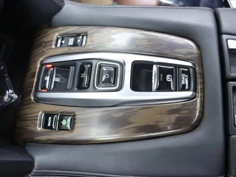 Honda UR-V 2017 370TURBO 4WD Premium Edition (National V Emission Standard) — миниатюра 10