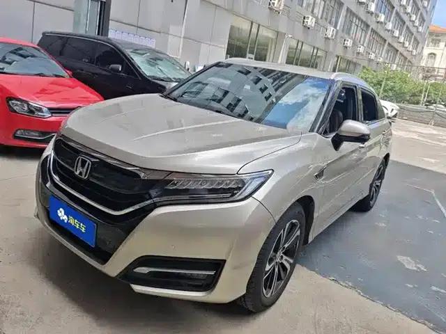 Honda UR-V 2017 370TURBO 2WD Premium Edition (National V Emission Standard)