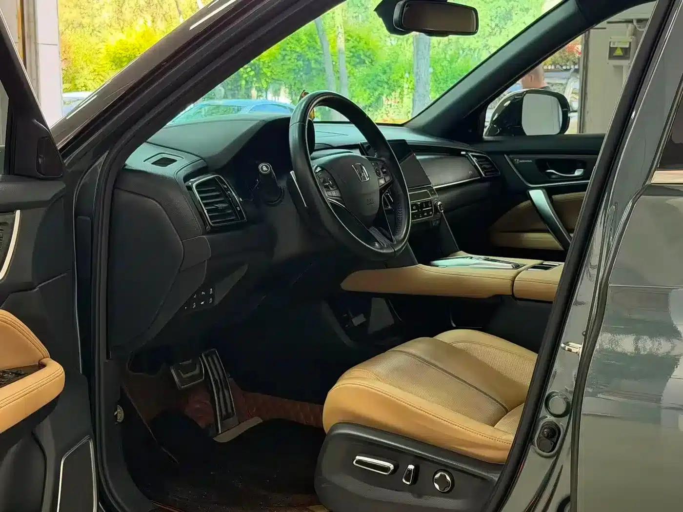 Honda UR-V 2020 370TURBO AWD Premium Edition — миниатюра 5