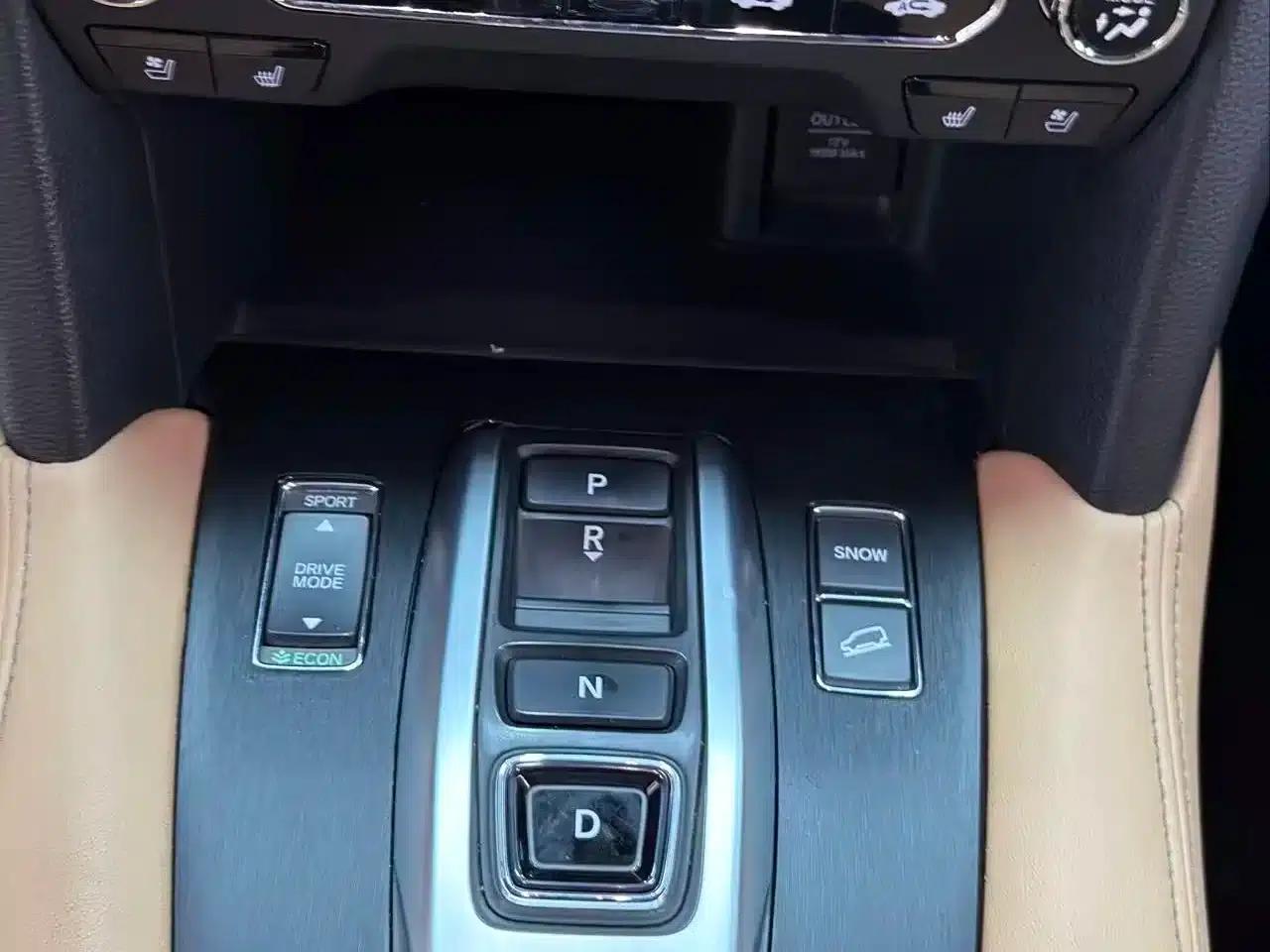 Honda UR-V 2020 370TURBO AWD Premium Edition — миниатюра 7