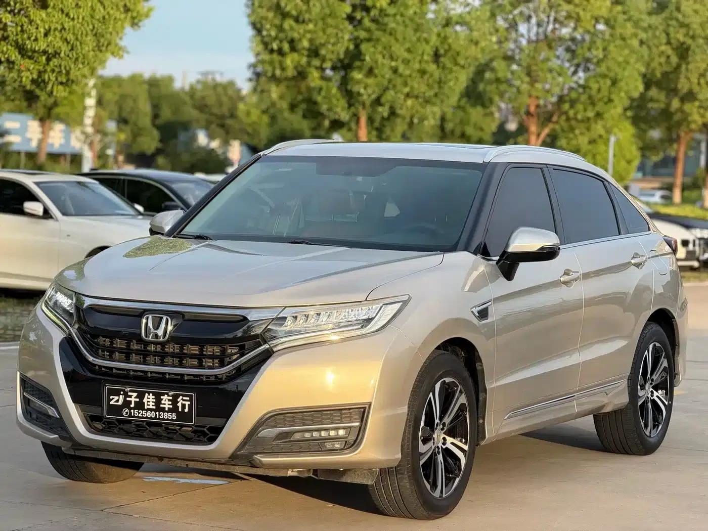 Honda UR-V 2017 370TURBO 2WD Premium Edition (National V Emission Standard) — миниатюра 1