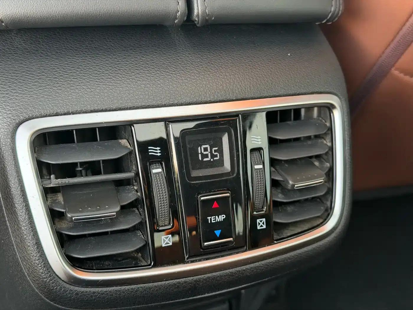 Honda UR-V 2017 370TURBO 2WD Premium Edition (National V Emission Standard) — миниатюра 21