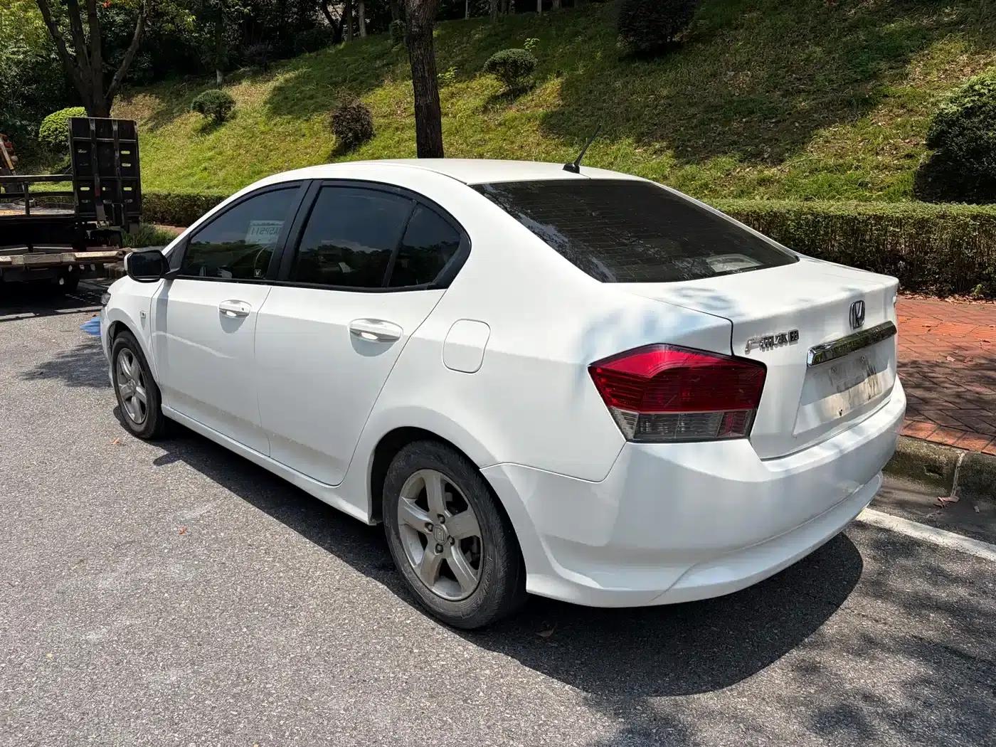 Honda City Classic 2008 1.5L Automatic Elite Edition — миниатюра 4