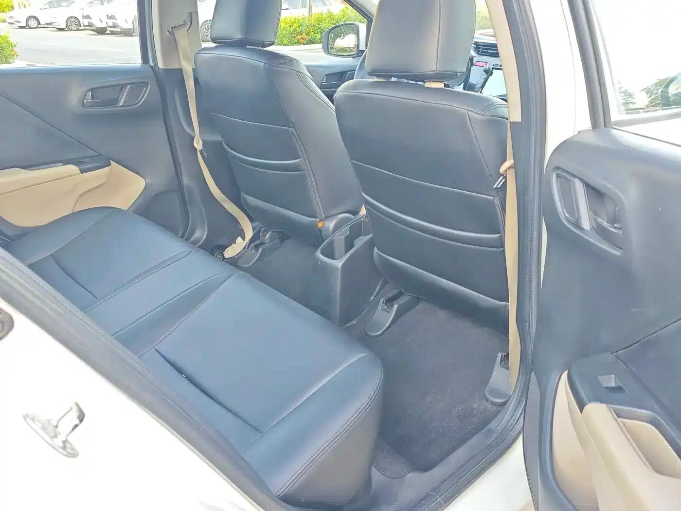Honda City 2017 1.5L CVT Comfort Edition — миниатюра 14