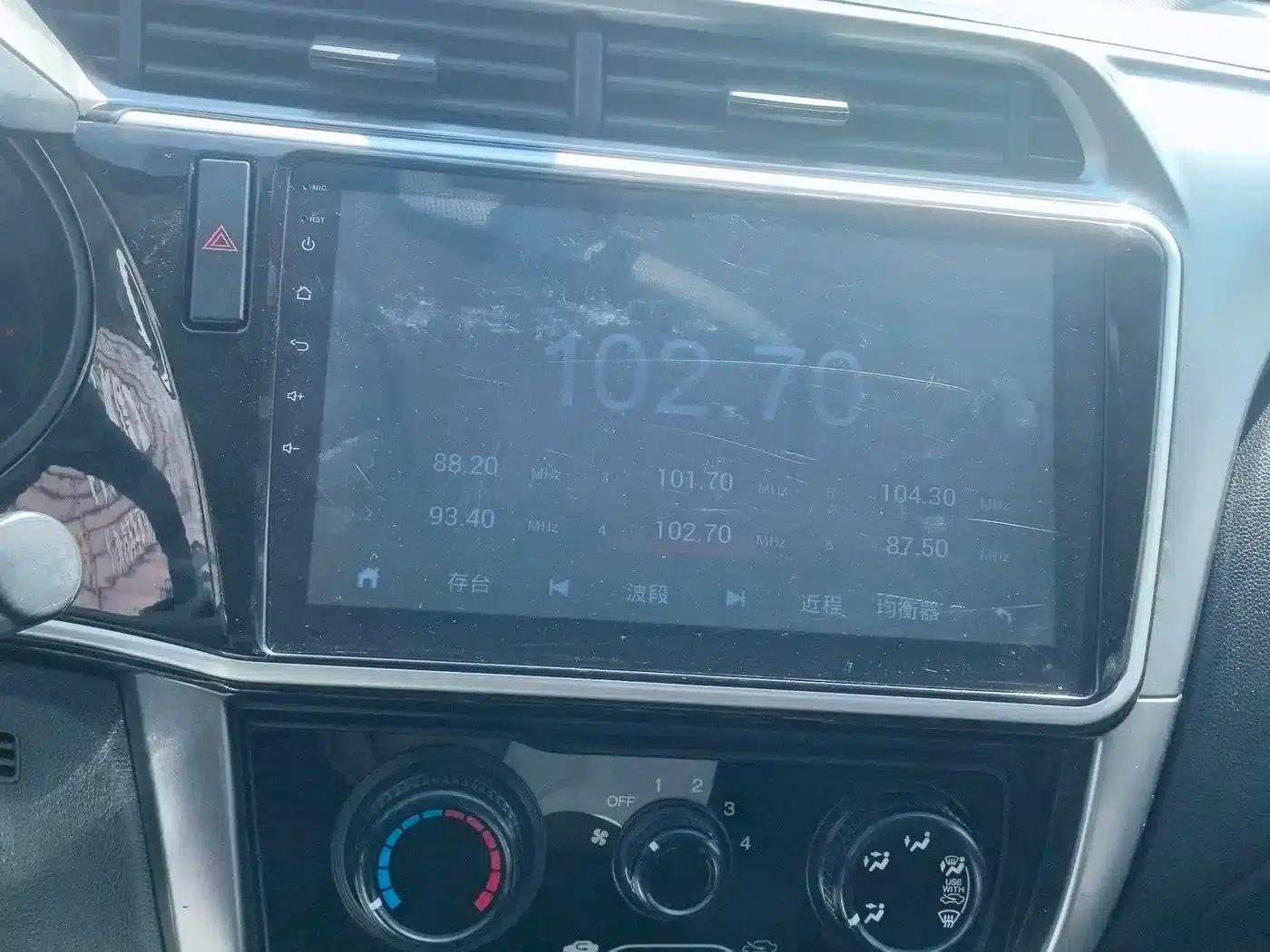 Honda City 2015 1.5L Manual Entry-level Edition — миниатюра 14