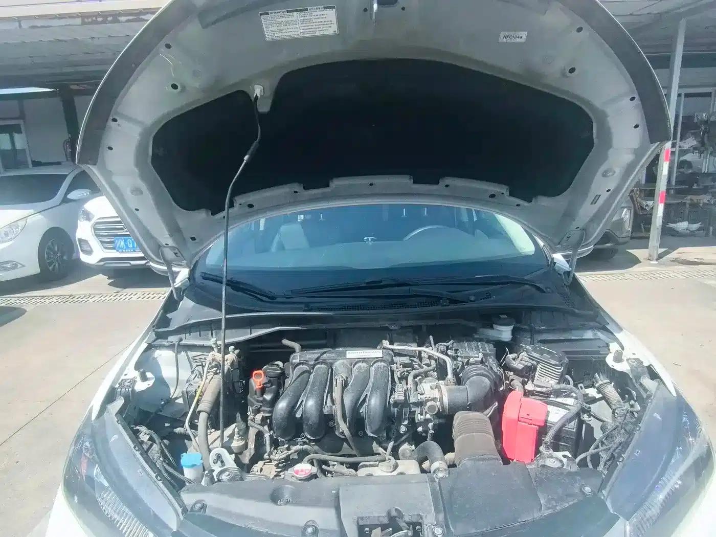 Honda City 2015 1.5L Manual Entry-level Edition — миниатюра 19