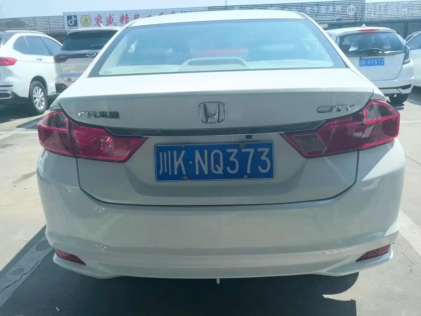 Honda City 2015 1.5L Manual Entry-level Edition — миниатюра 5