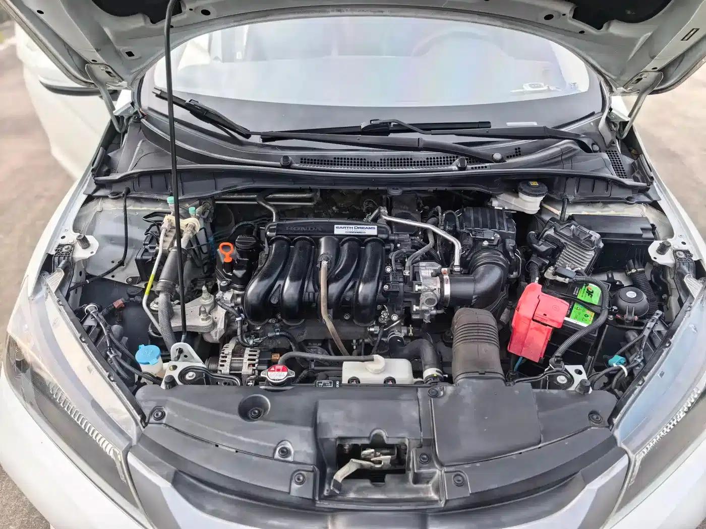 Honda City 2015 1.5L CVT Comfort Edition — миниатюра 16