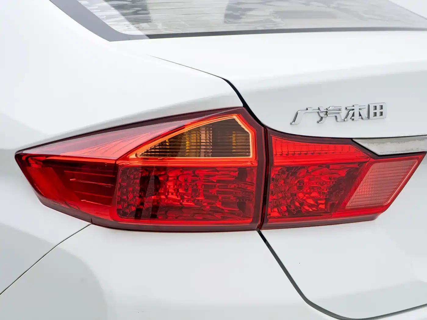 Honda City 2018 1.5L CVT Comfort Edition — миниатюра 21
