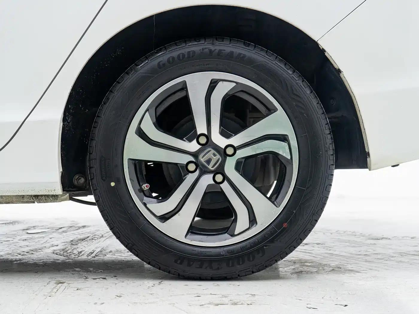 Honda City 2018 1.5L CVT Comfort Edition — миниатюра 22