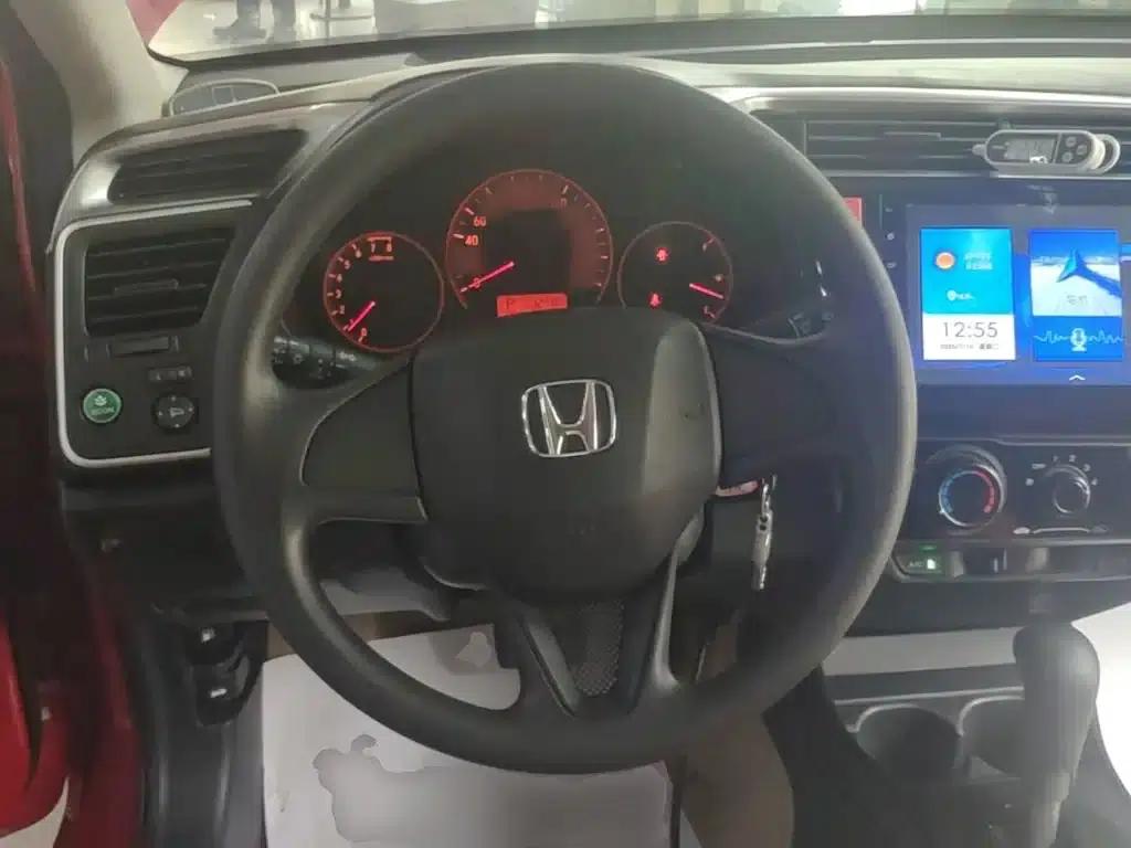 Honda City 2015 1.5L CVT Comfort Edition — миниатюра 11