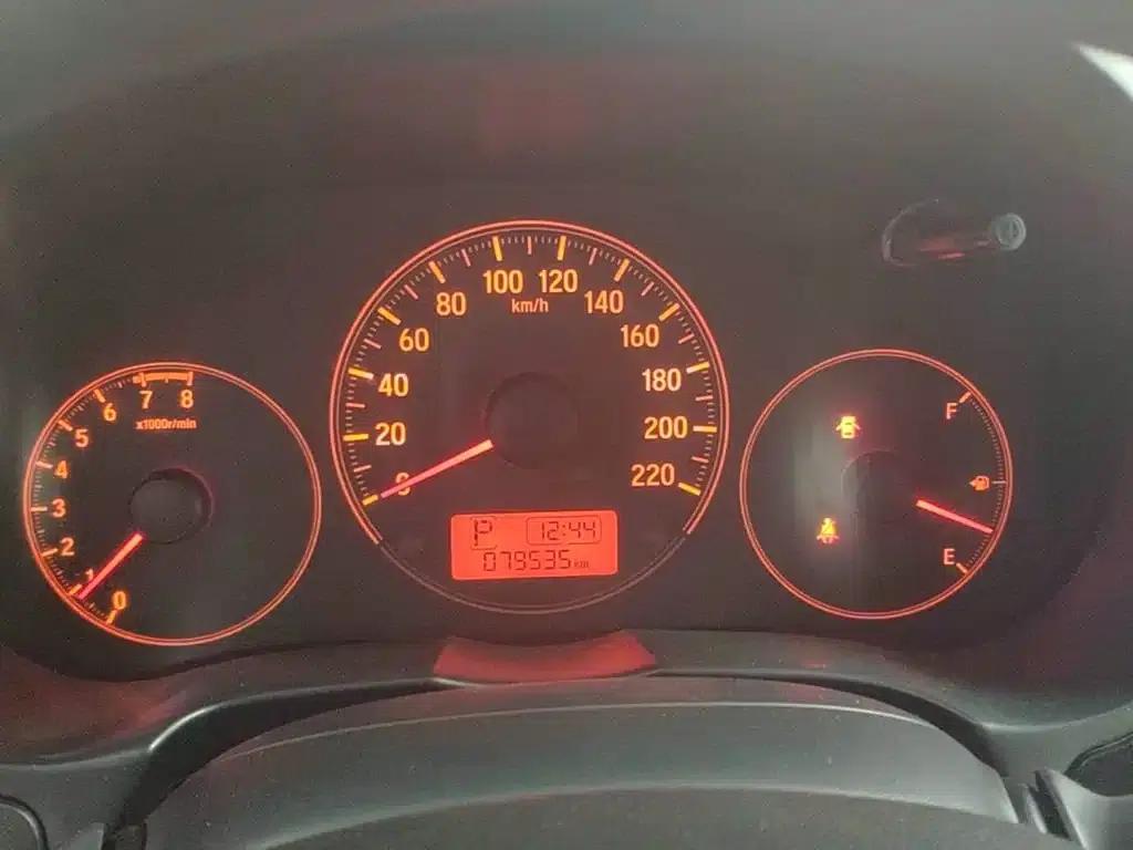 Honda City 2015 1.5L CVT Comfort Edition — миниатюра 12