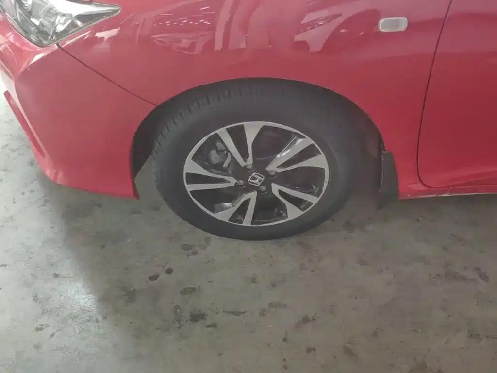 Honda City 2015 1.5L CVT Comfort Edition — миниатюра 23