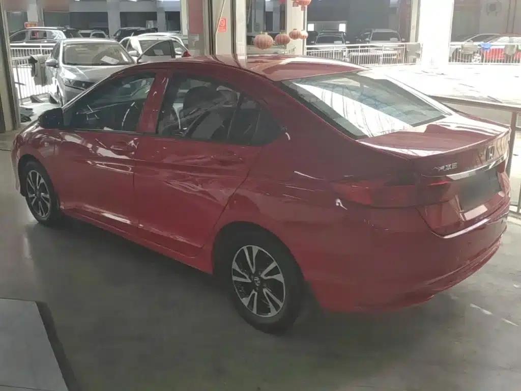 Honda City 2015 1.5L CVT Comfort Edition — миниатюра 5