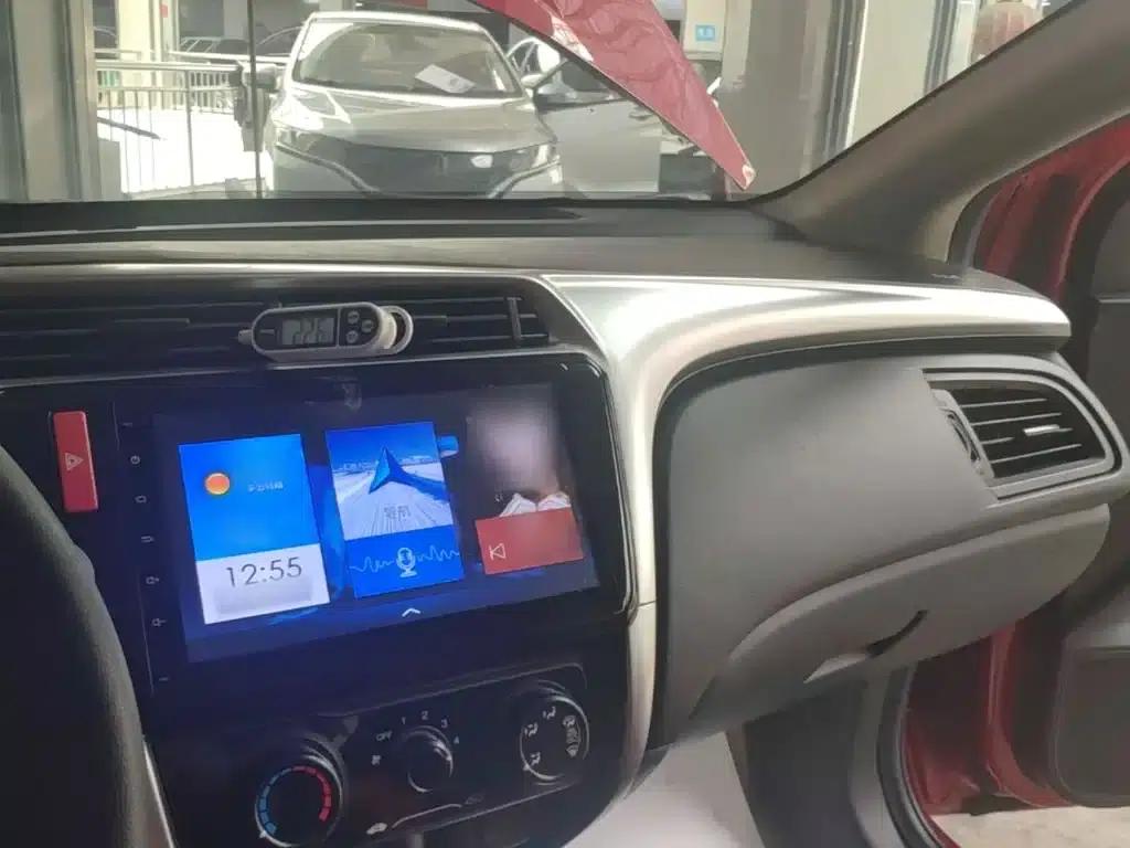 Honda City 2015 1.5L CVT Comfort Edition — миниатюра 10
