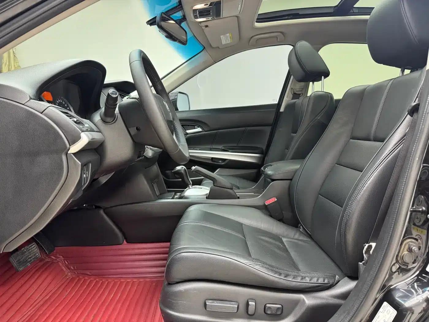 Crosstour 2016 2.4L Luxury Edition — миниатюра 5