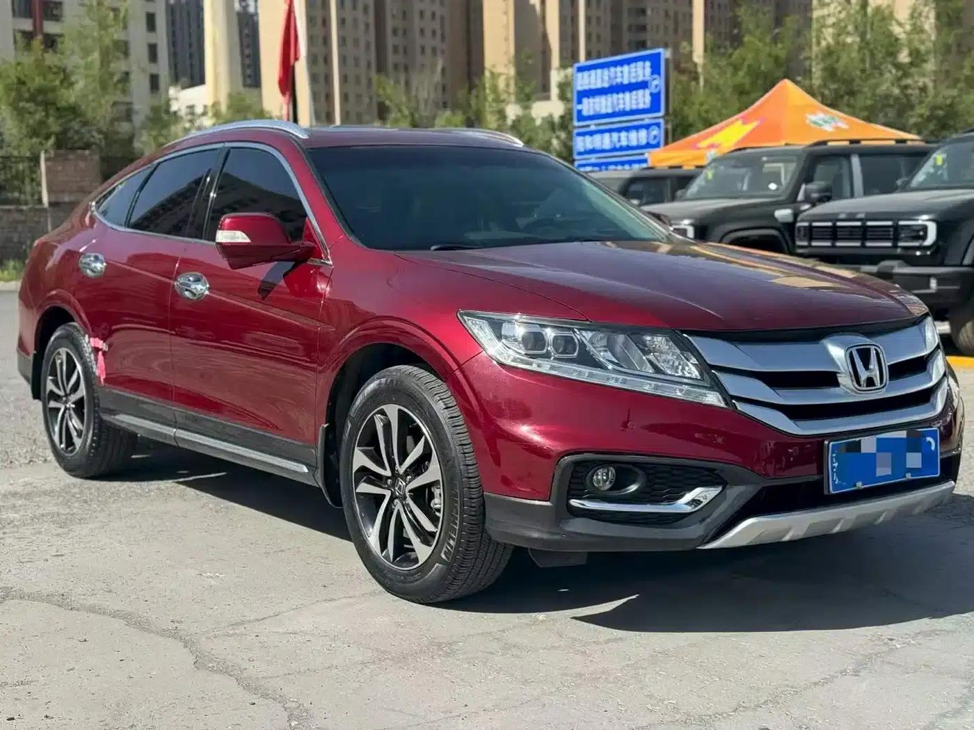 Crosstour 2016 2.4L Luxury Edition — миниатюра 3