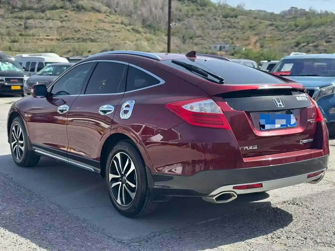 Crosstour 2016 2.4L Luxury Edition — миниатюра 7