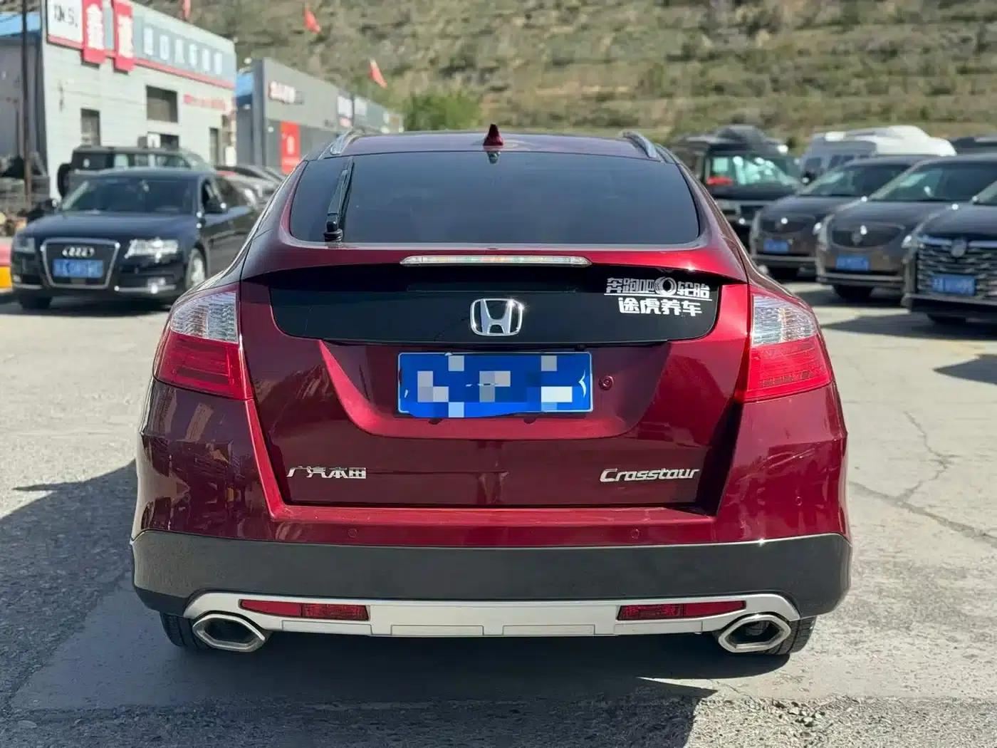 Crosstour 2016 2.4L Luxury Edition — миниатюра 8