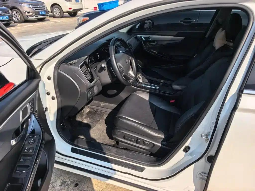 Spirior 2017 2.0L Comfort Edition — миниатюра 7