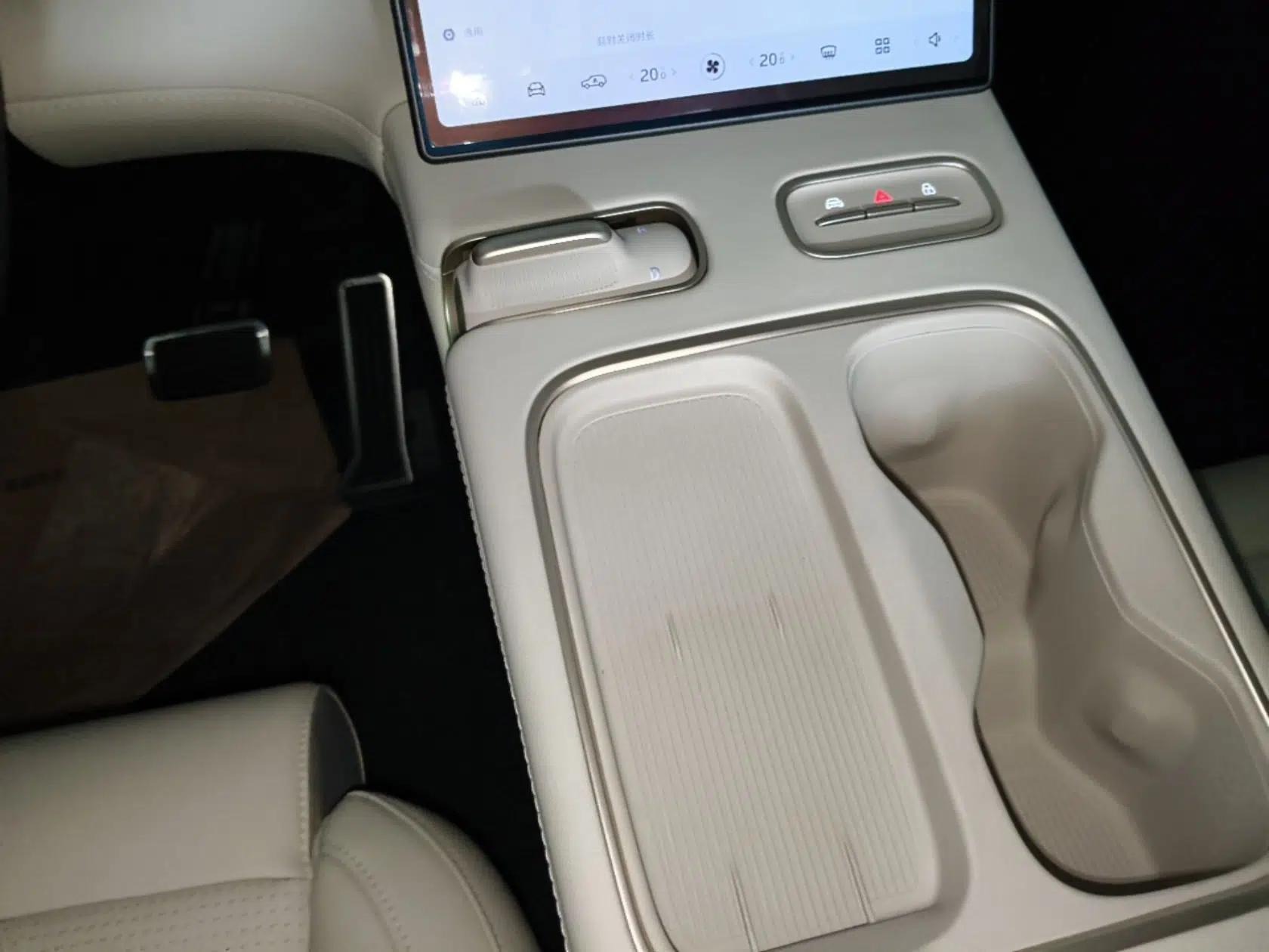 Nio ES6 2024 75 kWh — миниатюра 16