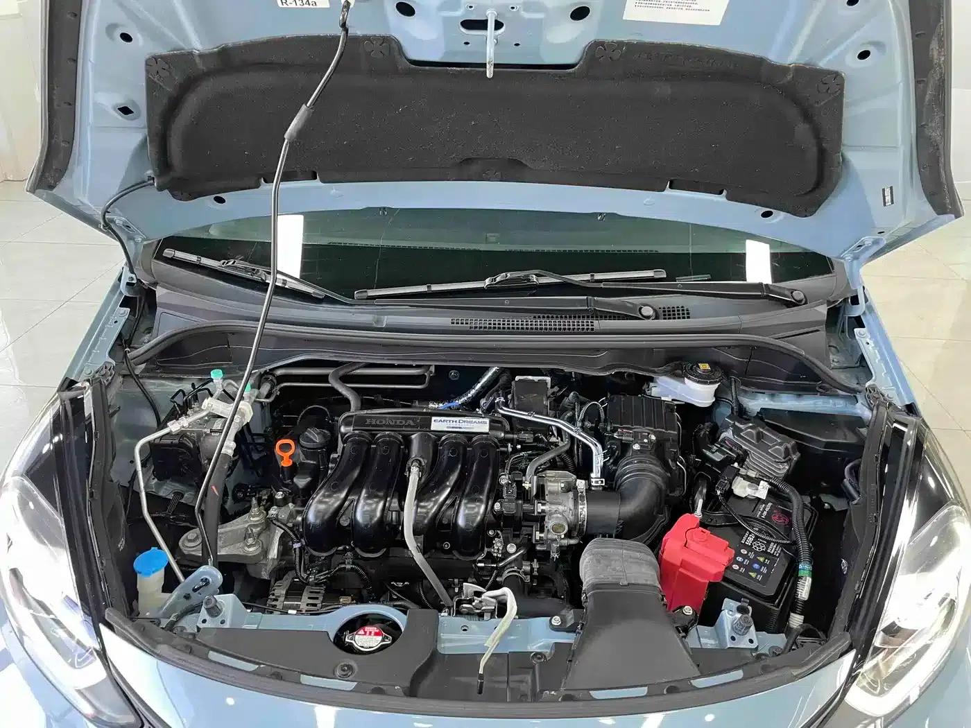 LIFE 2021 1.5L CVT CRO-SS Fun Edition — миниатюра 16
