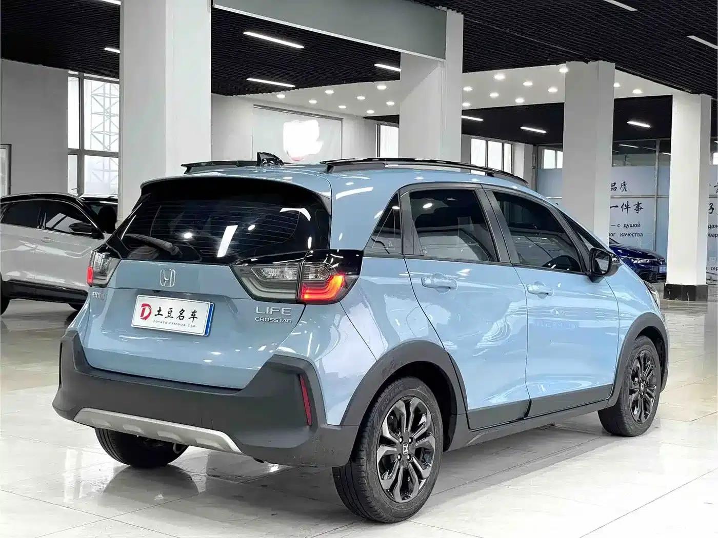 LIFE 2021 1.5L CVT CRO-SS Fun Edition — миниатюра 6