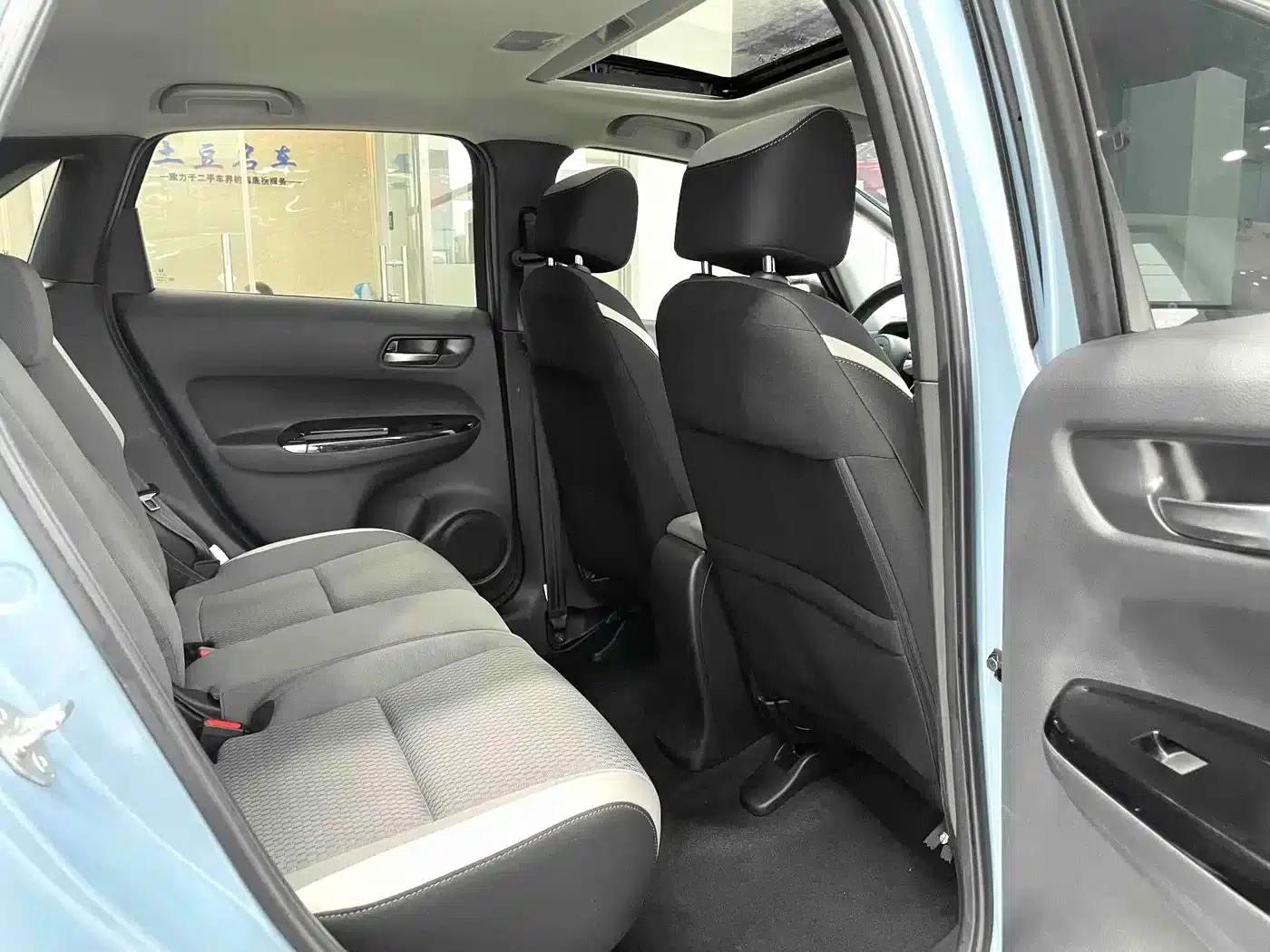 LIFE 2021 1.5L CVT CRO-SS Fun Edition — миниатюра 10