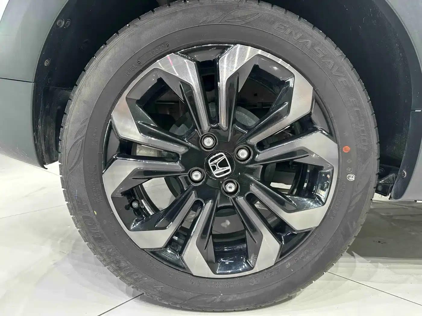 LIFE 2023 1.5L CVT CRO-SS Fun Edition — миниатюра 19