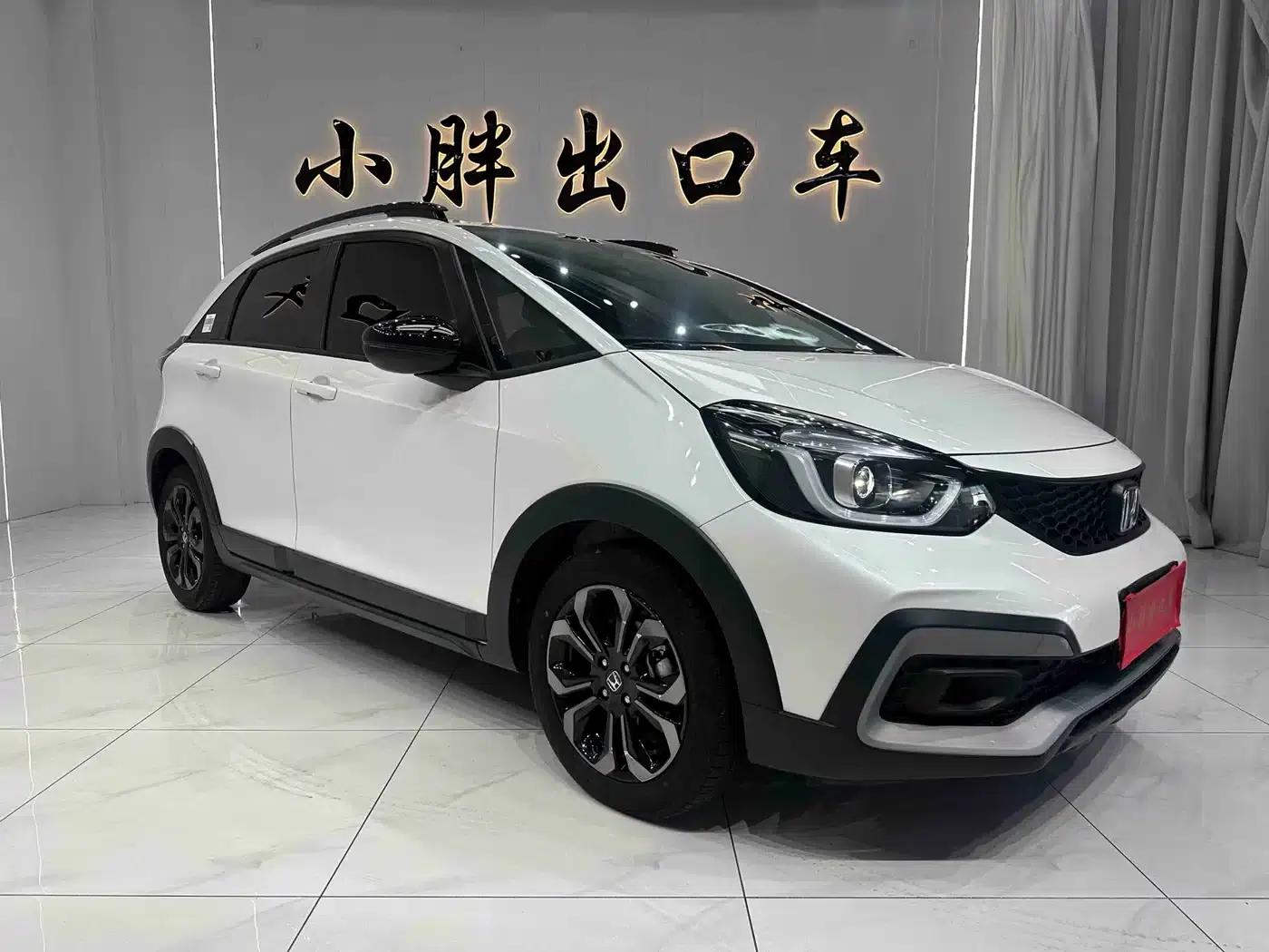 LIFE 2023 1.5L CVT CRO-SS Fun Edition — миниатюра 3