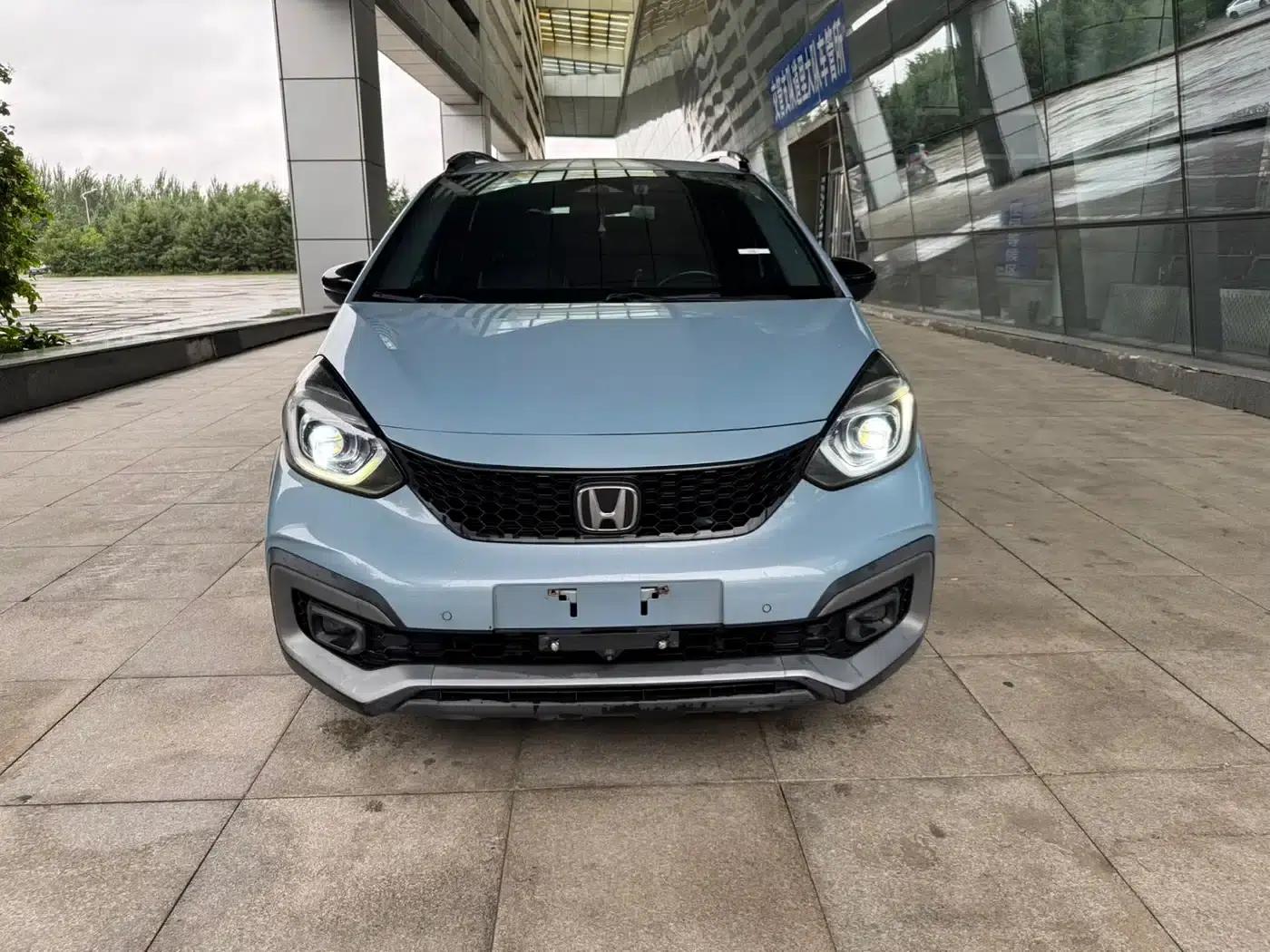 LIFE 2021 1.5L CVT CRO-SS Fun Edition — миниатюра 2