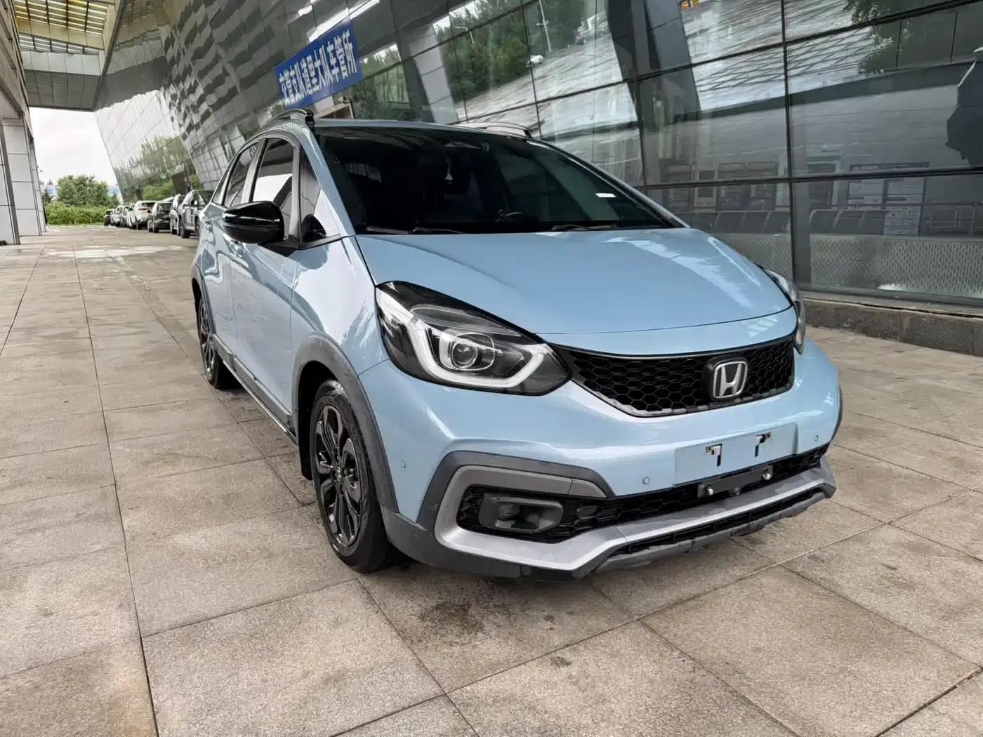 LIFE 2021 1.5L CVT CRO-SS Fun Edition — миниатюра 3