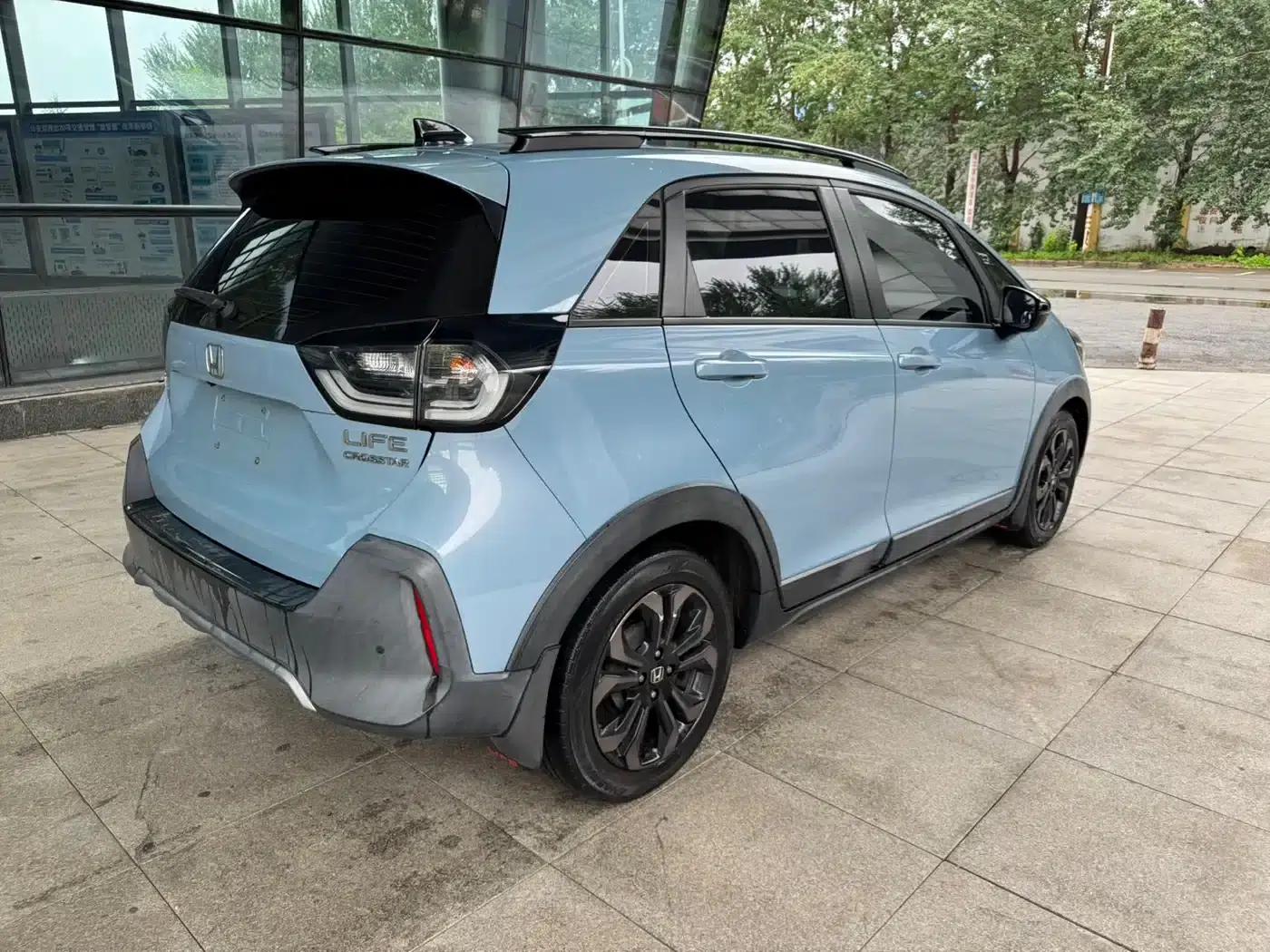LIFE 2021 1.5L CVT CRO-SS Fun Edition — миниатюра 5