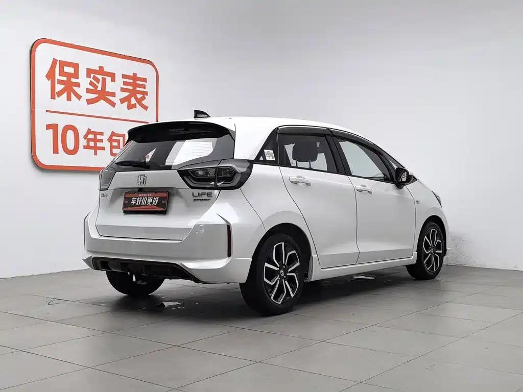 LIFE 2021 1.5L CVT SPORT Edition — миниатюра 2