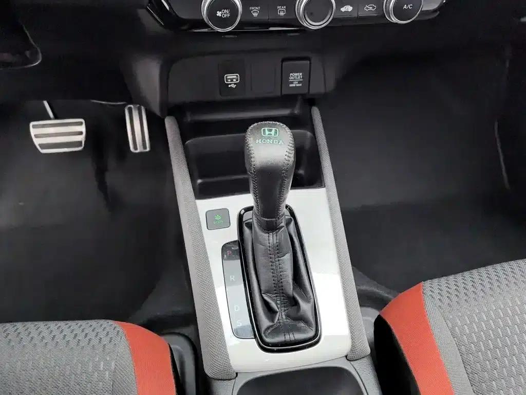 LIFE 2021 1.5L CVT SPORT Edition — миниатюра 13