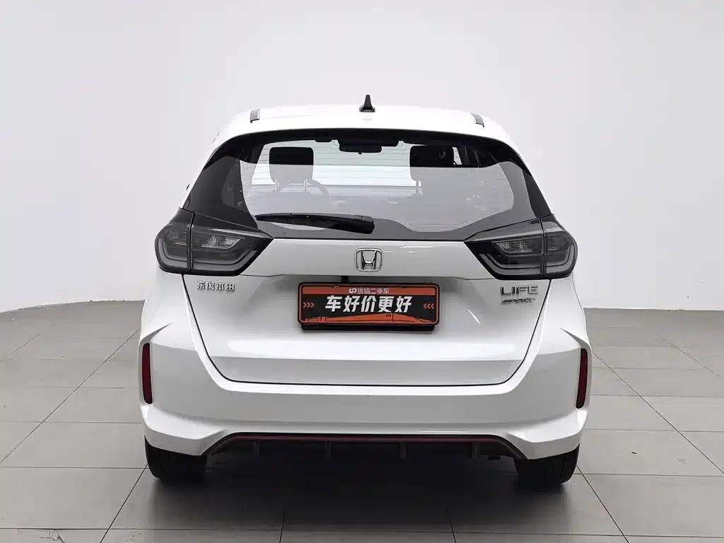 LIFE 2021 1.5L CVT SPORT Edition — миниатюра 4