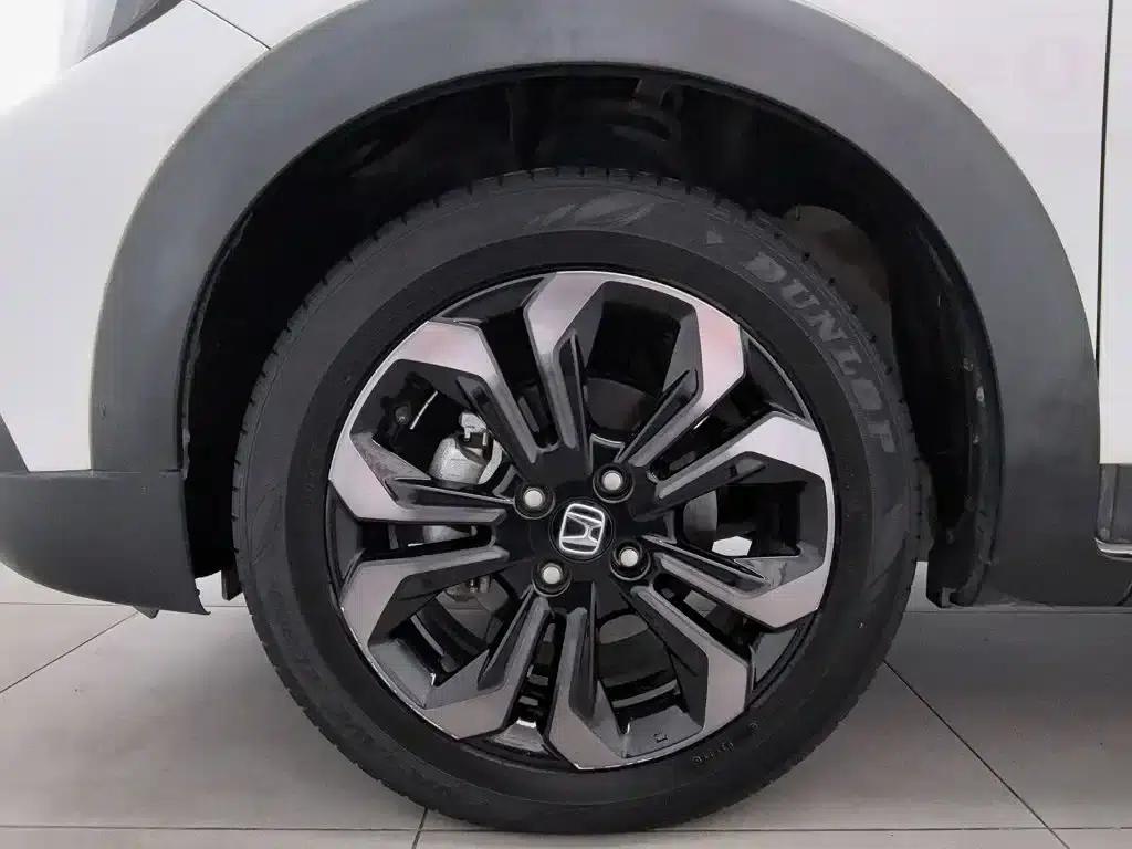 LIFE 2021 1.5L CVT CRO-S Fun Edition — миниатюра 17