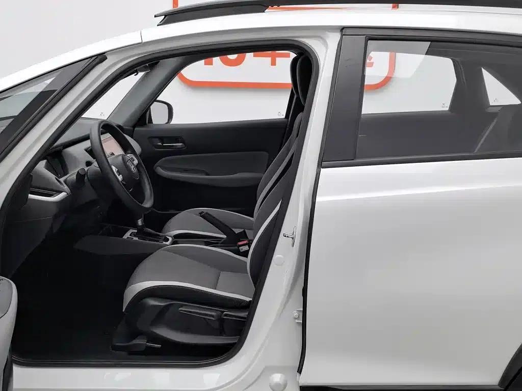 LIFE 2021 1.5L CVT CRO-S Fun Edition — миниатюра 10