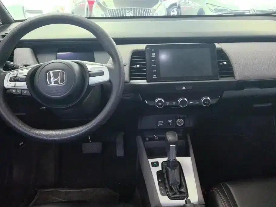 LIFE 2021 1.5L CVT CRO-S Fun Edition — миниатюра 12