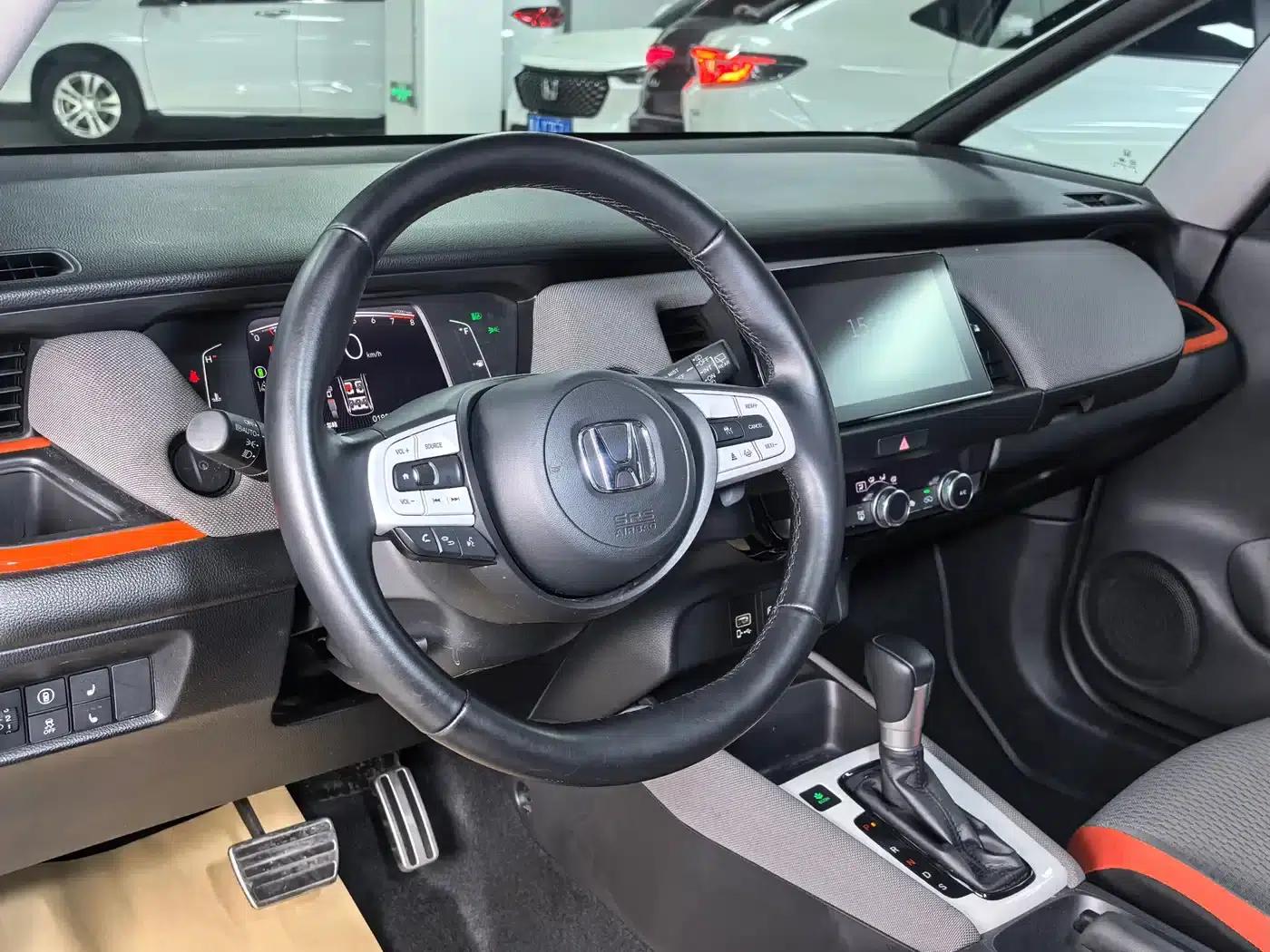 LIFE 2023 1.5L CVT SPO-SS Dynamic Edition — миниатюра 12