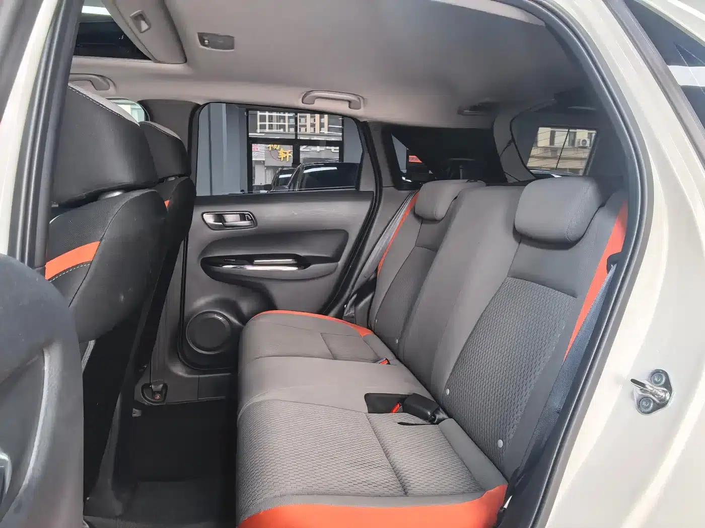 LIFE 2023 1.5L CVT SPO-SS Dynamic Edition — миниатюра 10