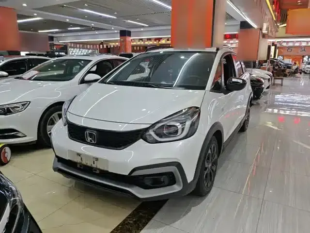LIFE 2021 1.5L CVT CRO-S Fun Edition
